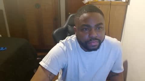 Breadw1nnah online show from February 14, 4:47 am