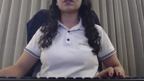 breakfastwithtiffanys online show from October 25, 12:11 am