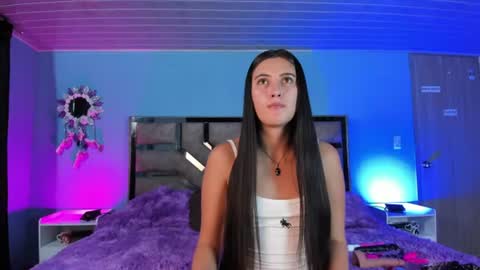 Brenda moris online show from August 3, 9:43 pm