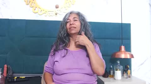 BRENDA VELASQUEZ online show from March 13, 10:02 pm