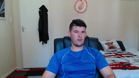 ask me lol online show from February 18, 8:03 am