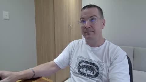 Brett online show from February 18, 3:12 pm