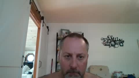 hey online show from September 17, 9:07 pm