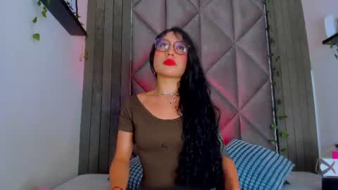 B R I A  online show from August 3, 1:29 am