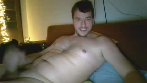 brian1_87 online show from September 19, 8:23 pm