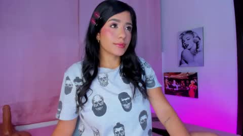 briana11_ online show from October 8, 7:47 am