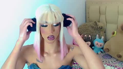 BRIANA online show from November 23, 3:04 am