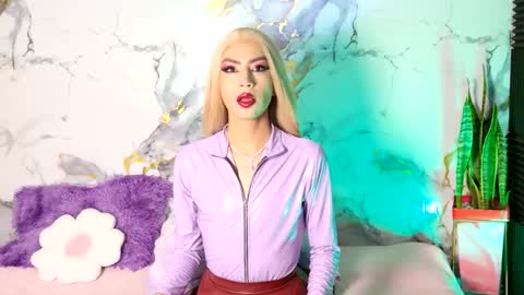 briana_white online show from June 8, 4:08 pm