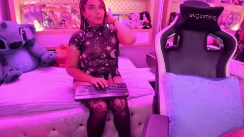 Bri online show from May 21, 12:44 pm