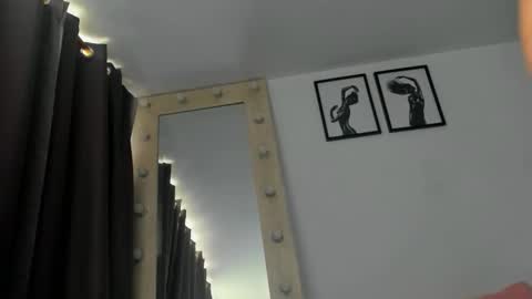 briannawhite10 online show from March 9, 5:50 pm