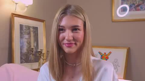 Mary online show from September 24, 9:10 pm