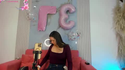    online show from October 11, 12:21 pm