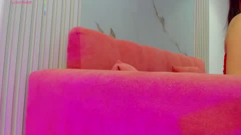    online show from September 25, 12:12 pm