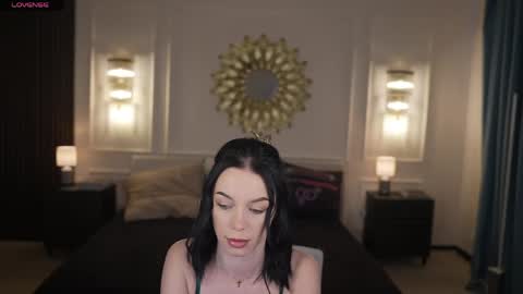 Diamonds Girls online show from April 23, 7:49 am