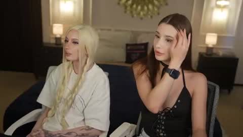 Diamonds Girls online show from July 28, 2:35 pm