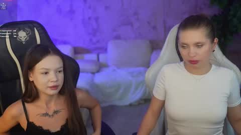 Snapshot of bright_diamonds_054 chatting on October 10, 6:25 pm Diamonds Girls online show from October 10, 6:25 pm