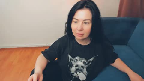 brilliantegirl_ online show from May 2, 6:41 am