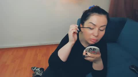 brilliantegirl_ online show from April 29, 7:35 am