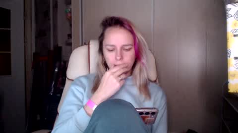 brilliantly online show from November 7, 9:23 am