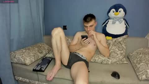 bristlebback online show from August 1, 5:25 pm