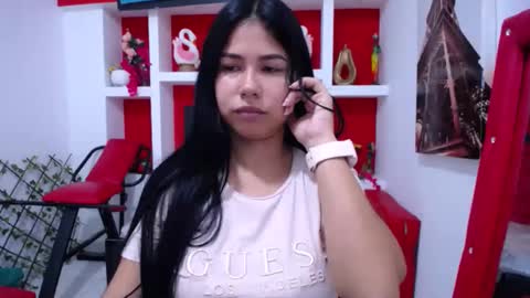 britanyx1 online show from October 24, 1:34 pm