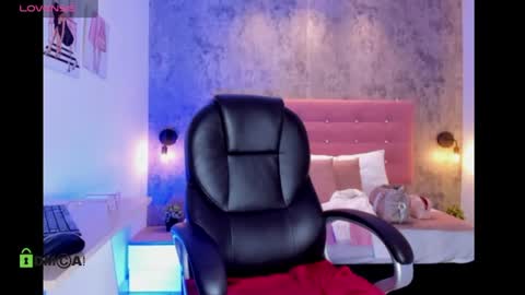 Brithany online show from June 21, 12:11 pm