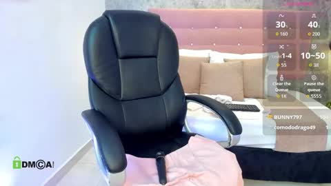 Brithany online show from November 13, 8:55 pm