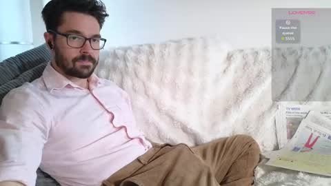 Callum online show from May 17, 5:00 pm