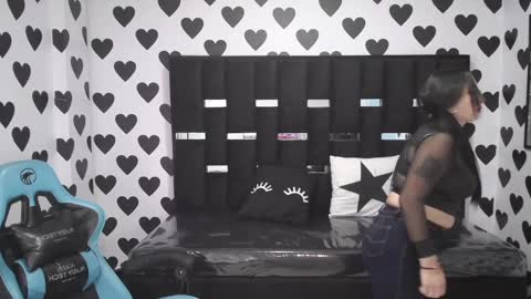 Britney  online show from March 5, 9:49 am