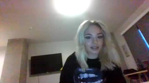 britneycherry08 online show from June 22, 2:17 am