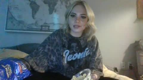 britneycherry08 online show from June 28, 12:50 am