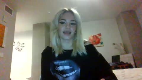britneycherry08 online show from June 22, 3:25 am