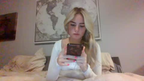britneycherry08 online show from July 7, 4:58 am
