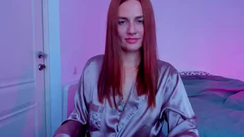 britneyhall online show from November 20, 9:19 am