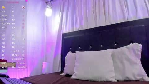   online show from November 24, 4:00 am