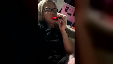 brookespencer12081 online show from March 25, 3:13 am