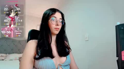 Brook Loves online show from November 24, 9:24 pm