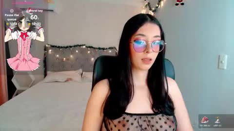 Brook Loves online show from November 26, 6:04 pm