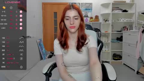broosnica1 online show from June 29, 6:21 am