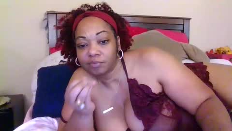 brownroundrenee online show from September 8, 3:33 pm