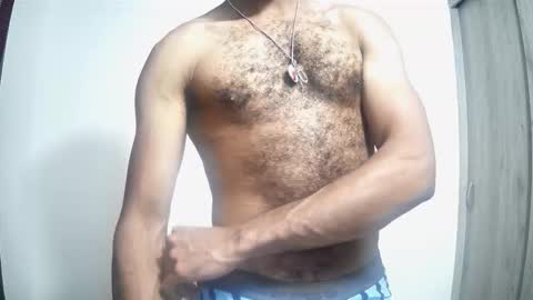 bruce_1111 online show from December 18, 8:48 pm