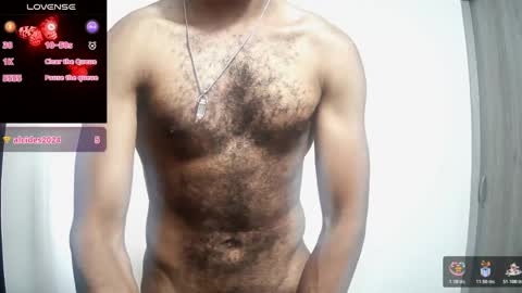 bruce_1111 online show from April 30, 6:13 pm