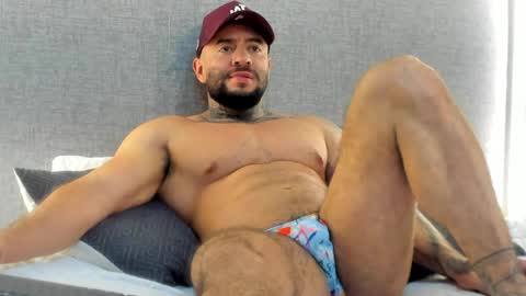 brucedallas online show from May 5, 1:45 am