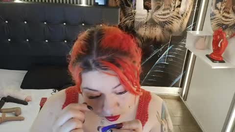 Bruja SCarlata online show from May 1, 1:10 am