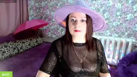 Julia online show from May 12, 9:13 pm
