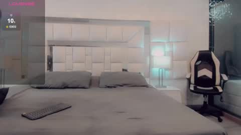  ChannelR  online show from February 11, 5:50 pm