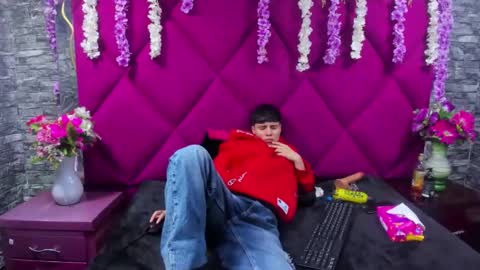 Snapshot of bruno_cruz chatting on September 27, 3:26 am Bruno Cruz online show from September 27, 3:26 am