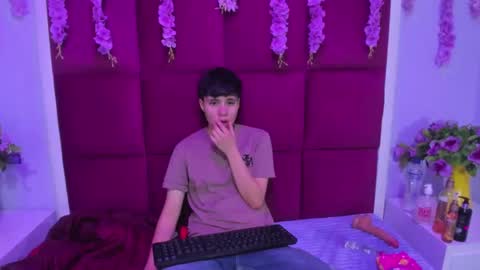 Snapshot of bruno_cruz chatting on October 1, 2:54 am Bruno Cruz online show from October 1, 2:54 am