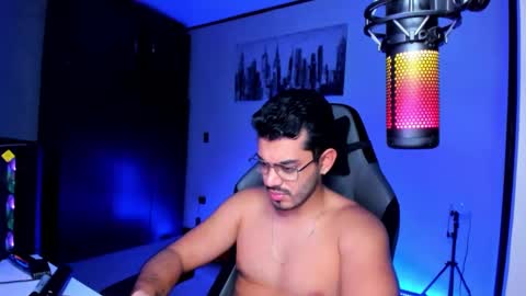 Snapshot of bruno_diaz31 chatting on January 13, 3:34 am Bruno online show from January 13, 3:34 am