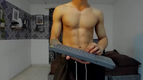 bruno_snow online show from November 29, 3:58 am